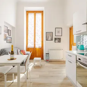 The Smart Choice , Florencia Italia